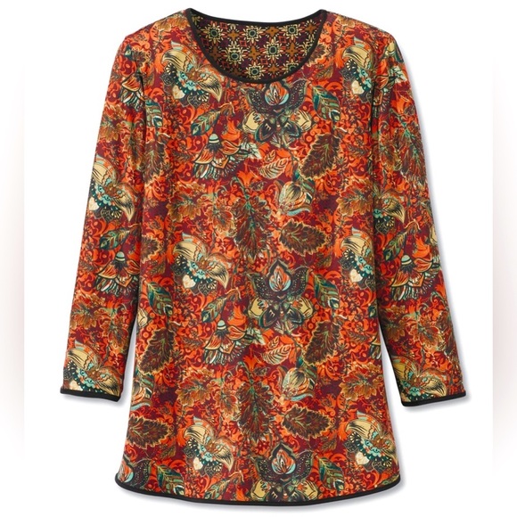 Reversible comfortable blouse. Great for traveling, Size large - Picture 2 of 5